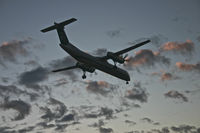 N402QX - Landing in San Diego on Runway 27.