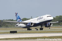N531JL @ KSRQ - JetBlue Flight 164 (N531JL) departs Sarasota-Bradenton International Airport enroute to John F Kennedy International Airport - by Donten Photography