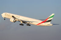 A6-EGR @ LOWW - Emirates B777 - by Thomas Ranner