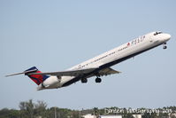 N935DN @ KSRQ - Delta Flight 2298 (N935DN) departs Sarasota-Bradenton International Airport enroute to Hartsfield-Jackson Atlanta International Airport - by Donten Photography