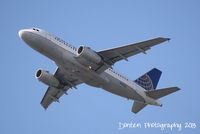 N825UA @ KSRQ - United Flight 685 (N825UA) departs Sarasota-Bradenton International Airport enroute to Chicago-O'Hare International Airport - by Donten Photography