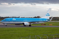 PH-BXB @ EGCC - KLM - named 'Valk/Falcon'. - by Howard J Curtis