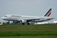 F-HEPE @ LFPG - Airbus A320-214, Landing Rwy 26L, Roissy Charles De Gaulle Airport (LFPG-CDG) - by Yves-Q