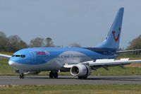 OO-JAU @ LFRB - Boeing 737-8K5, Landing Rwy 25L, Brest-Bretagne Airport (LFRB-BES) - by Yves-Q