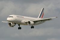 F-GKXG @ LFRB - Airbus A320-214, Short Approach Rwy 25L, Brest-Bretagne Airport (LFRB-BES) - by Yves-Q