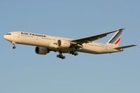 F-GSQH @ LFPG - Boing 777-328ER, Short Approach Rwy 26L, Roissy Charles De Gaulle Airport (LFPG-CDG) - by Yves-Q