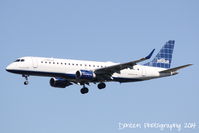 N309JB @ KSRQ - JetBlue Flight 741 (N309JB) Rhapsody in Blue arrives at Sarasota-Bradenton International Airport following a flight from Boston-Logan International Airport - by Donten Photography