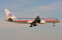N189AN @ KMIA - American B752 coming in. - by FerryPNL