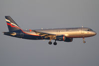 VQ-BBC @ LOWW - Aeroflot A320 - by Thomas Ranner