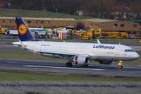 D-AIZU @ EGBB - Lufthansa - by Chris Hall