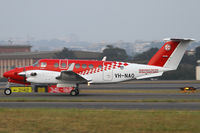 VH-NAO @ YSSY - taxiing to 34R - by Bill Mallinson