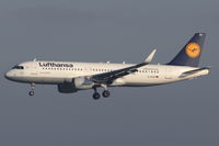D-AIZQ @ EDDF - Lufthansa - by Air-Micha
