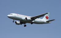 C-FZUB @ MCO - Air Canada A320