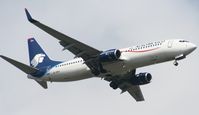 EI-DRA @ MIA - Aeromexico 737-800