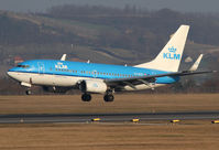 PH-BGP @ LOWW - KLM B737 - by Thomas Ranner