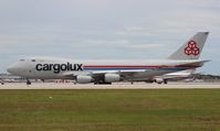 LX-VCV @ MIA - Cargolux 747-400