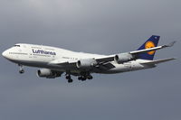 D-ABVZ @ EDDF - Lufthansa - by Air-Micha