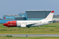 LN-KHA @ EKCH - Boeing 737-31S [29100] (Norwegian Air Shuttle) Copenhagen-Kastrup~OY 11/06/2008 - by Ray Barber