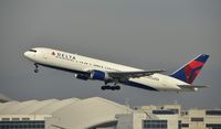 N188DN @ KLAX - Departing LAX on 25R - by Todd Royer