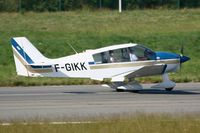 F-GIKK @ LFRB - Robin DR-400-120, Landing rwy 07R, Brest-Guipavas Airport (LFRB-BES) - by Yves-Q