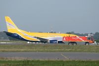 F-GIXI @ LFRB - Boeing 737-348, Brest-Guipavas Airport (LFRB-BES) - by Yves-Q