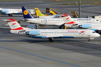 OE-LVJ @ VIE - Austrian Airlines - by Chris Jilli