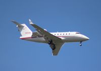 N203R @ MCO - Challenger 604
