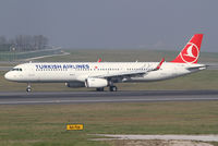 TC-JSM @ LOWW - Turkish A321 - by Thomas Ranner