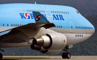 HL7482 @ VHHH - Korean Air Lines - by Wong C Lam