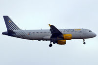 EC-HQJ @ EGLL - Airbus A320-214 [1430] (Vueling Airlines) Home~G 09/08/2011. On approach 27L. - by Ray Barber