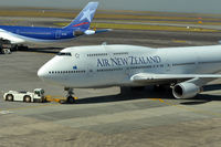 ZK-NBV @ NZAA - At Auckland - by Micha Lueck