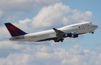 N676NW @ DTW - Delta 747-400