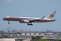 N679AN @ MIA - American 757-200