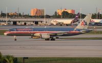 N691AA @ MIA - American 757-200 - by Florida Metal