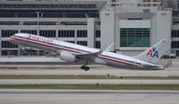 N694AN @ MIA - American 757-200