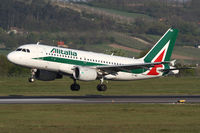 EI-IMU @ LOWW - Alitalia A319 - by Thomas Ranner