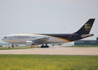 N149UP @ DFW - Taxiing to take off from the UPS ramp at DFW. - by paulp