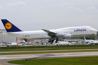 D-ABYO @ PAE - Lufthansa - by Chris Jilli