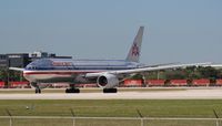 N784AN @ MIA - American 777-200 - by Florida Metal