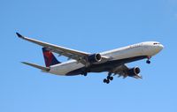 N812NW @ DTW - Delta A330-300