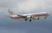 N815NN @ MIA - American 737-800 - by Florida Metal