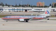 N817NN @ MIA - American 737-800 - by Florida Metal
