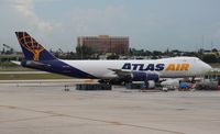 N854GT @ MIA - Atlas Air 747-800 - by Florida Metal