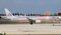 N883NN @ MIA - American 737-800 - by Florida Metal