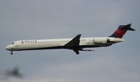 N918DH @ DTW - Delta MD-90 - by Florida Metal