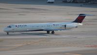 N927DA @ MIA - Delta MD-88 - by Florida Metal