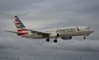N928NN @ KMIA - American 737-800 - by Florida Metal