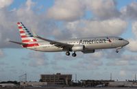 N936NN @ MIA - American 737-800 - by Florida Metal