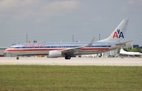 N937AN @ MIA - American 737-800 - by Florida Metal
