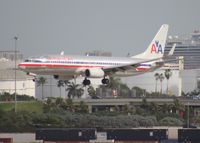 N945AN @ FLL - American 737-800 - by Florida Metal
